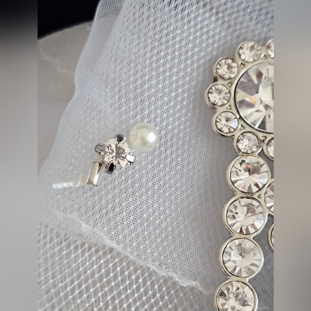 Vera Wang Disney Ears Tiara Crystal Headband Minnie Fairytale Wedding Veil - Picture 3 of 11